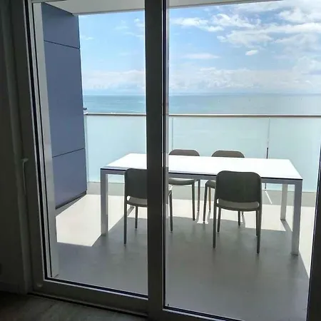 Apartment In 21778