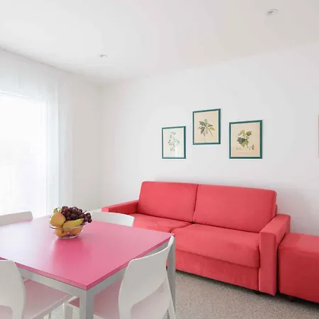 Appartement In 21778 *