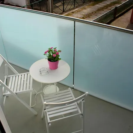 In 21778 Apartment *